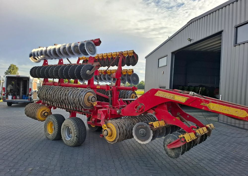 Väderstad Carrier 820 2011 rok , Nowe Talerze , Nie Malowany , Stan Bardzo Dobry - Техника для обработки почвы: фото 3 Väderstad Carrier 820 2011 rok , Nowe Talerze , Nie Malowany , Stan Bardzo Dobry - Техника для обработки почвы: фото 3