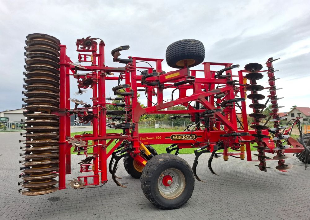 Väderstad TOPDOWN 600 2015 Rok, Nie Malowany , Stan Bardzo Dobry - Техника для обработки почвы: фото 4 Väderstad TOPDOWN 600 2015 Rok, Nie Malowany , Stan Bardzo Dobry - Техника для обработки почвы: фото 4