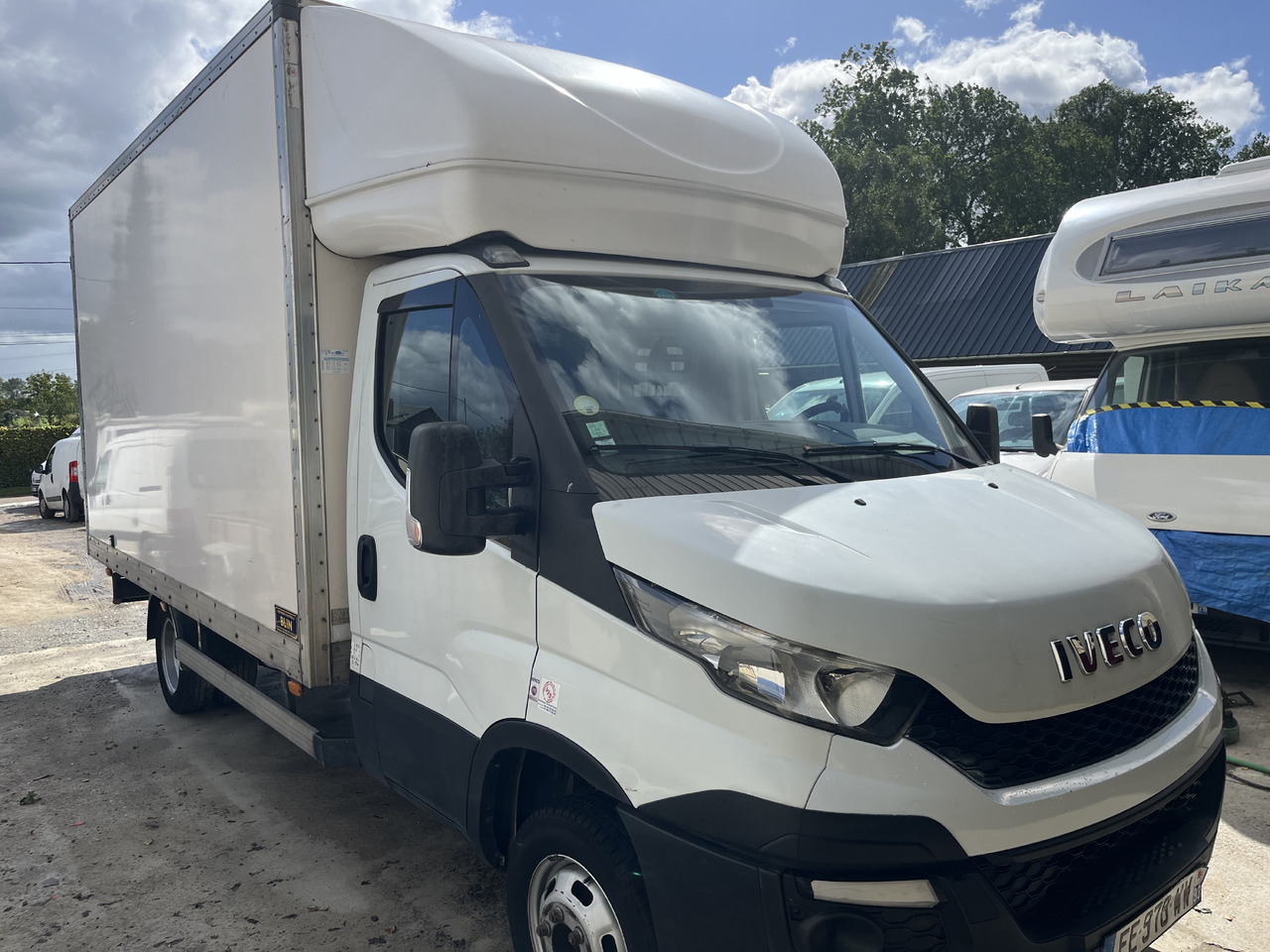 Iveco Daily 35-130 35c13 caisse - Фургон с закрытым кузовом: фото 1 Iveco Daily 35-130 35c13 caisse - Фургон с закрытым кузовом: фото 1