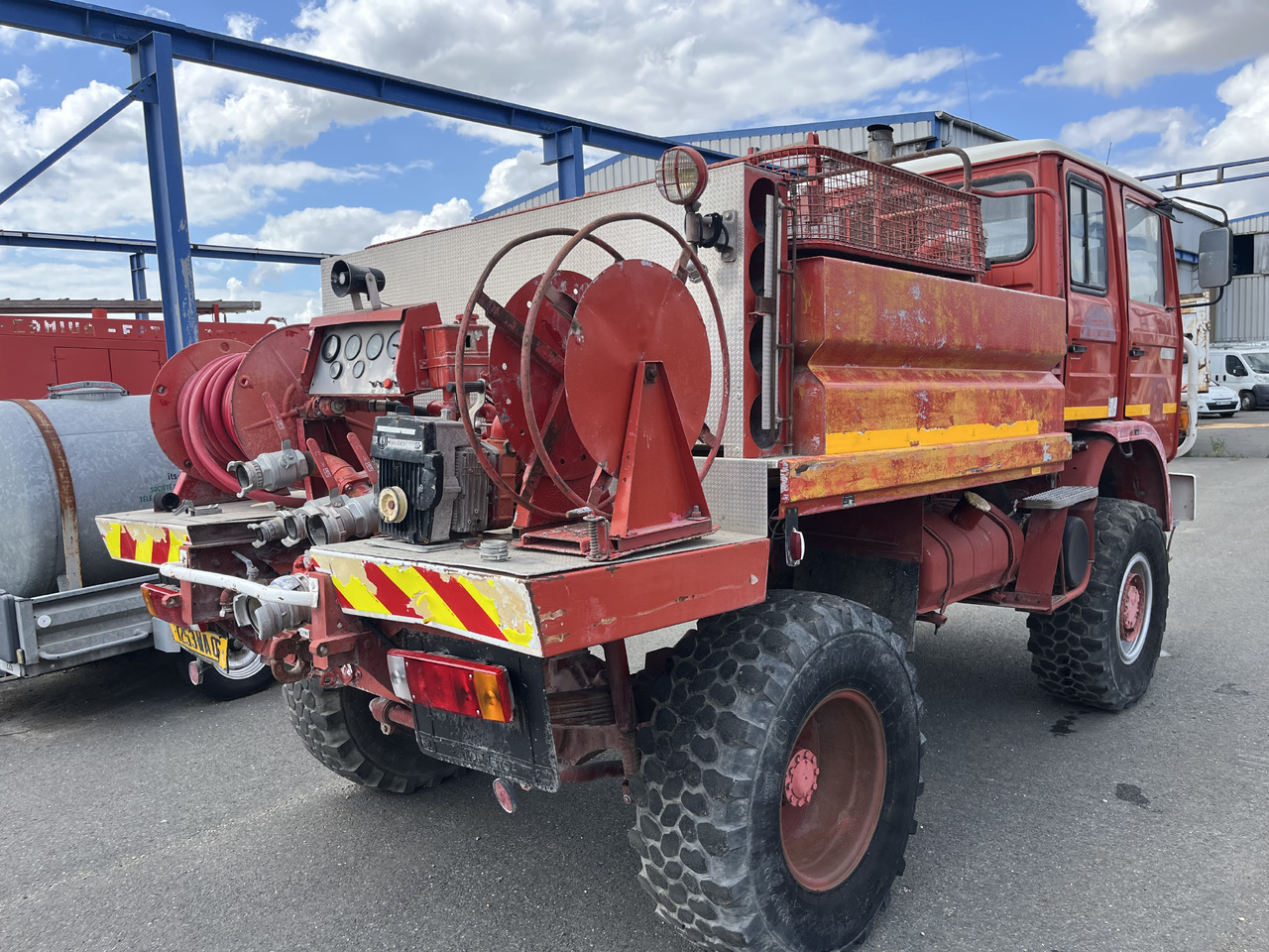 RENAULT 85-150 4x4 ccf citerne - Пожарная машина: фото 5 RENAULT 85-150 4x4 ccf citerne - Пожарная машина: фото 5