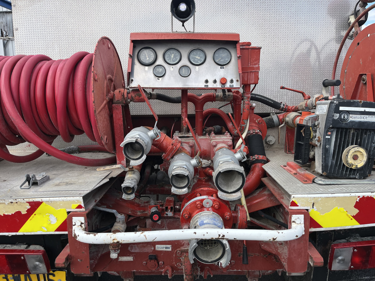 RENAULT 85-150 4x4 ccf citerne - Пожарная машина: фото 4 RENAULT 85-150 4x4 ccf citerne - Пожарная машина: фото 4