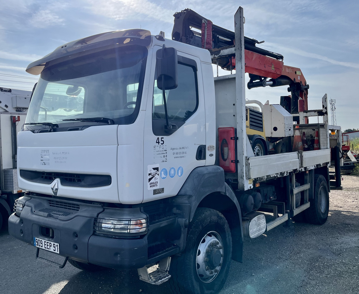 RENAULT Kerax 370dci 4x4 plateau grue Palfinger pk29002 - Грузовик бортовой/ Платформа, Автоманипулятор: фото 1 RENAULT Kerax 370dci 4x4 plateau grue Palfinger pk29002 - Грузовик бортовой/ Платформа, Автоманипулятор: фото 1