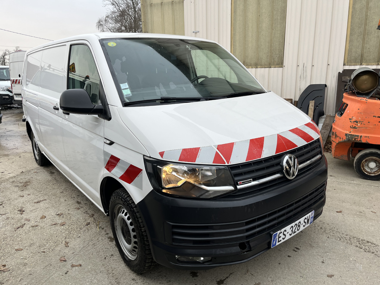 Volkswagen Transporter T6 2L tdi 150cv long 4 Motion 4x4 4motion - Цельнометаллический фургон: фото 2 Volkswagen Transporter T6 2L tdi 150cv long 4 Motion 4x4 4motion - Цельнометаллический фургон: фото 2