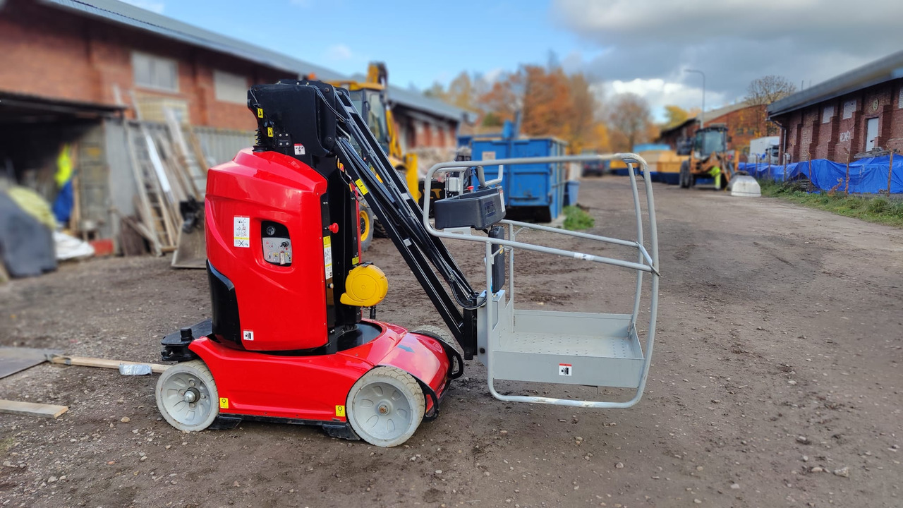 MANITOU 100 VJR - Вертикальный мачтовый подъемник: фото 1 MANITOU 100 VJR - Вертикальный мачтовый подъемник: фото 1