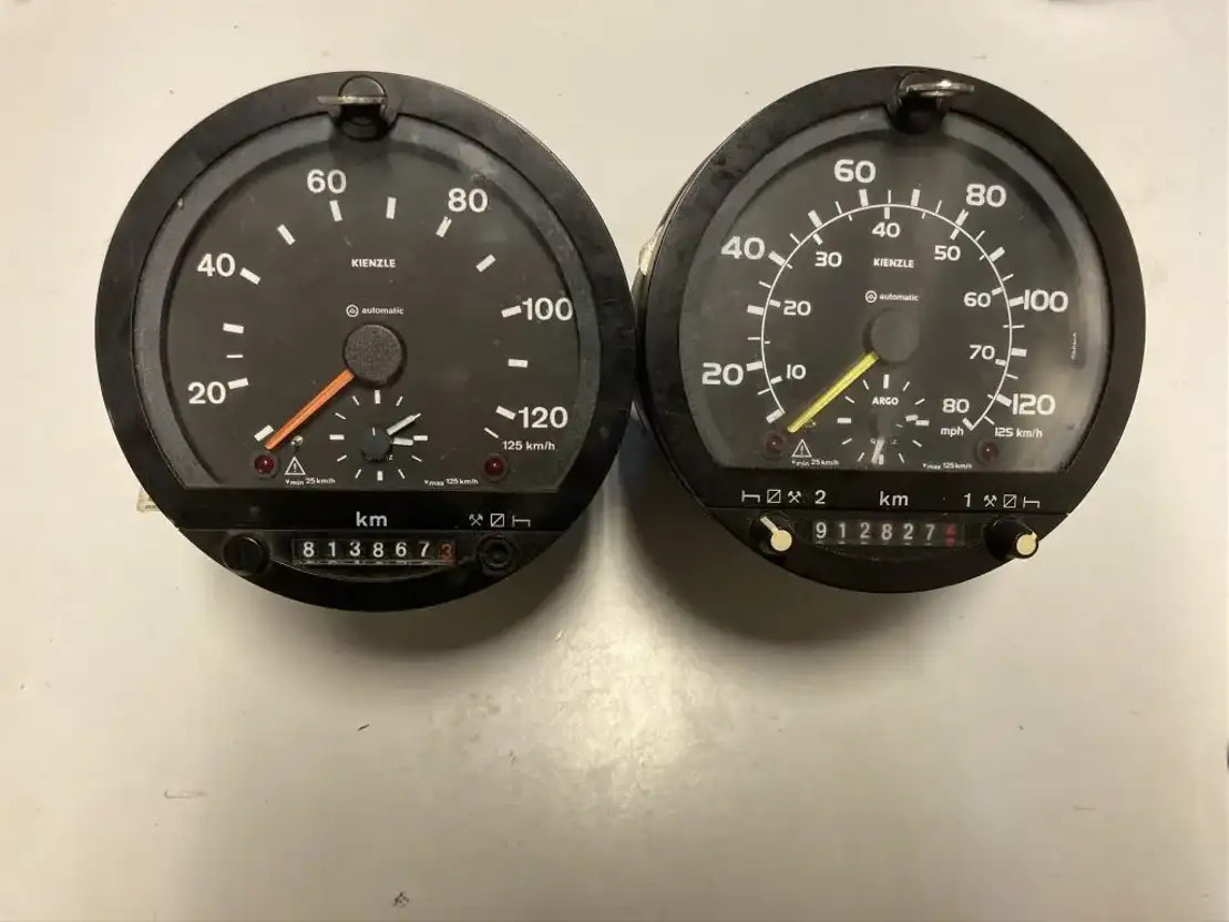 VDO Tacho Tachometer 1318.27 1318.24 VDO 1323 Fahrtenschreiber - Электрическая система для Автобусов: фото 1 VDO Tacho Tachometer 1318.27 1318.24 VDO 1323 Fahrtenschreiber - Электрическая система для Автобусов: фото 1