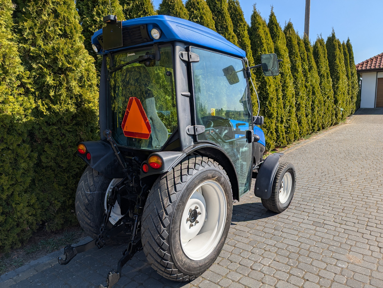 New Holland T3040F - Минитрактор: фото 4 New Holland T3040F - Минитрактор: фото 4