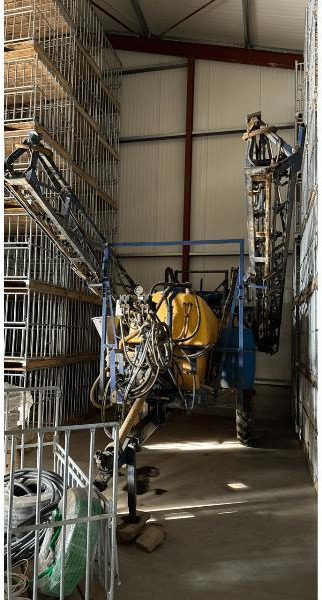 CARUELLE 25 24 - Прицепной опрыскиватель: фото 2 CARUELLE 25 24 - Прицепной опрыскиватель: фото 2