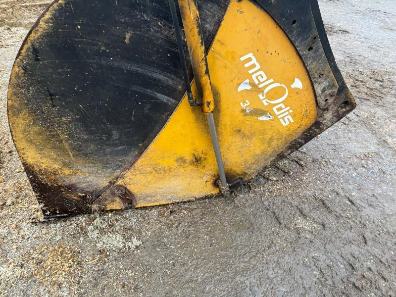 EMILY MELODIS 3,4M3 - Кормораздатчик: фото 4 EMILY MELODIS 3,4M3 - Кормораздатчик: фото 4