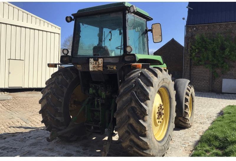 JOHN DEERE 4055 - Трактор: фото 3 JOHN DEERE 4055 - Трактор: фото 3
