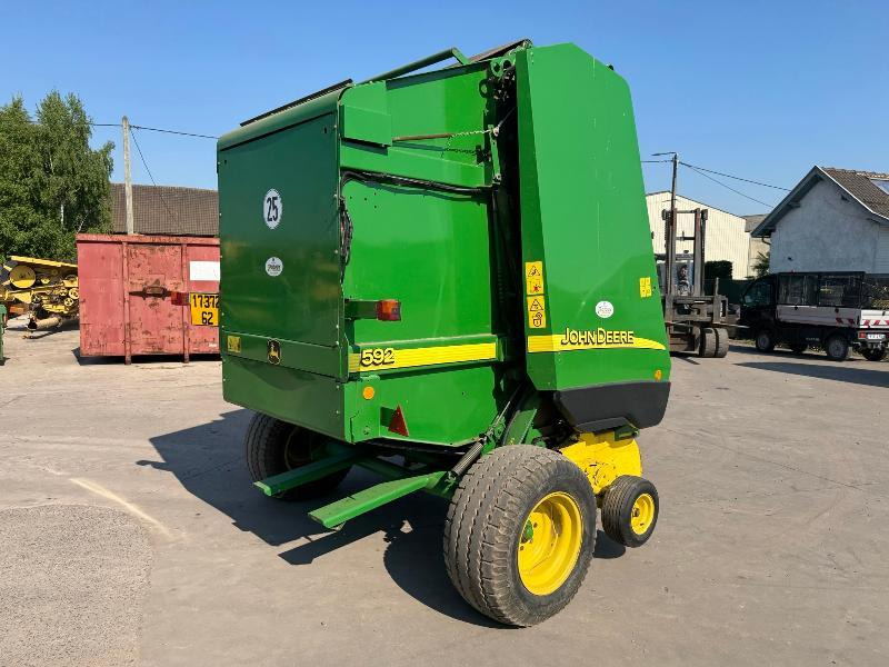 Пресс-подборщик рулонный JOHN DEERE 592: фото 6