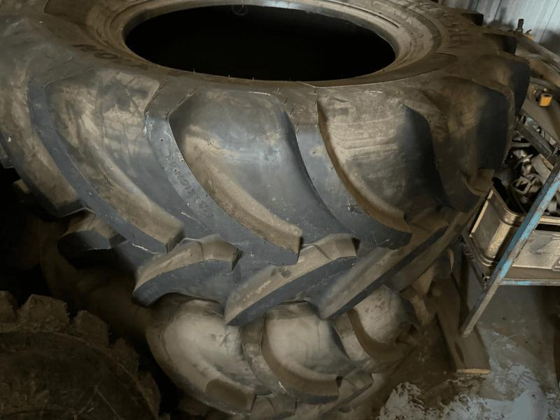 Трактор JOHN DEERE 6155R: фото 7