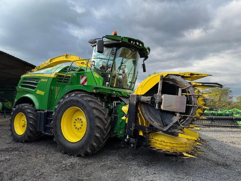 JOHN DEERE 8400 - Кормоуборочный комбайн: фото 3 JOHN DEERE 8400 - Кормоуборочный комбайн: фото 3