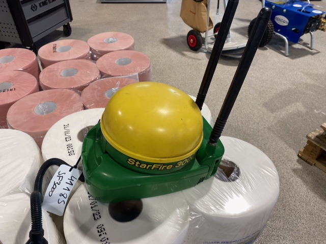 JOHN DEERE SF3000 - Система навигации для Сельскохозяйственной техники: фото 1 JOHN DEERE SF3000 - Система навигации для Сельскохозяйственной техники: фото 1