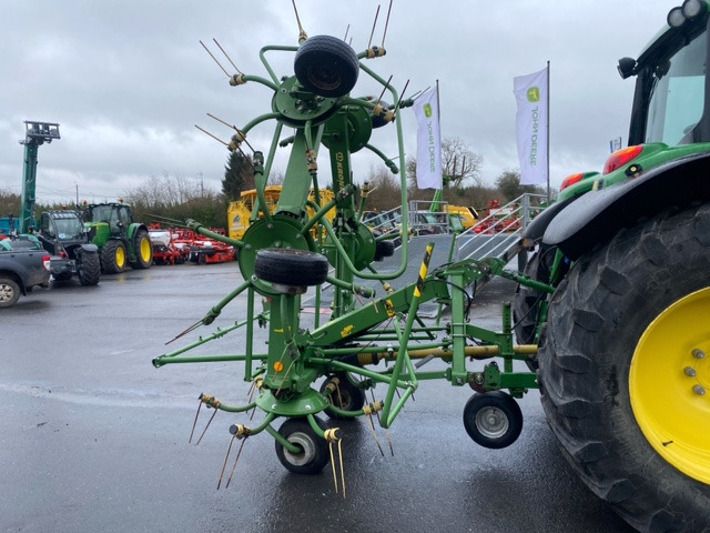 KRONE KW6.72 - Сеноворошилка: фото 4 KRONE KW6.72 - Сеноворошилка: фото 4