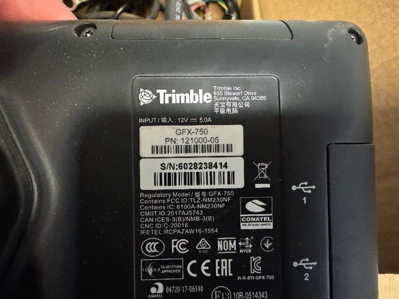 TRIMBLE GFX 750 RTK - Система навигации для Сельскохозяйственной техники: фото 4 TRIMBLE GFX 750 RTK - Система навигации для Сельскохозяйственной техники: фото 4
