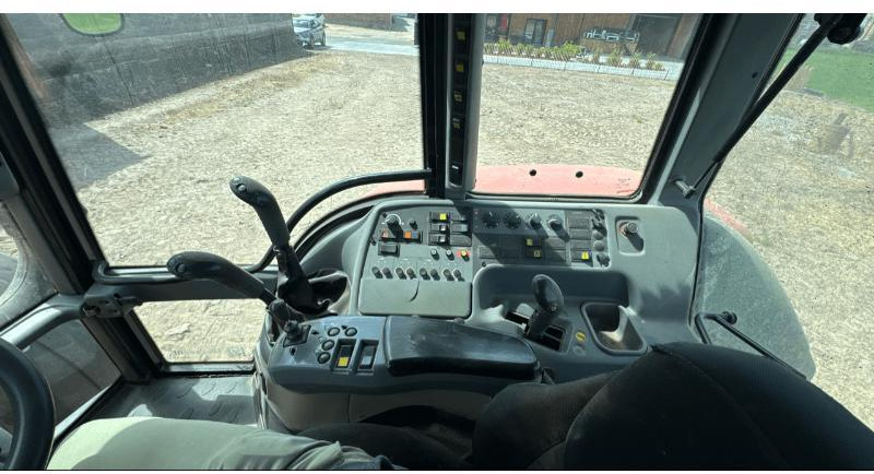 Трактор VALTRA T160: фото 9