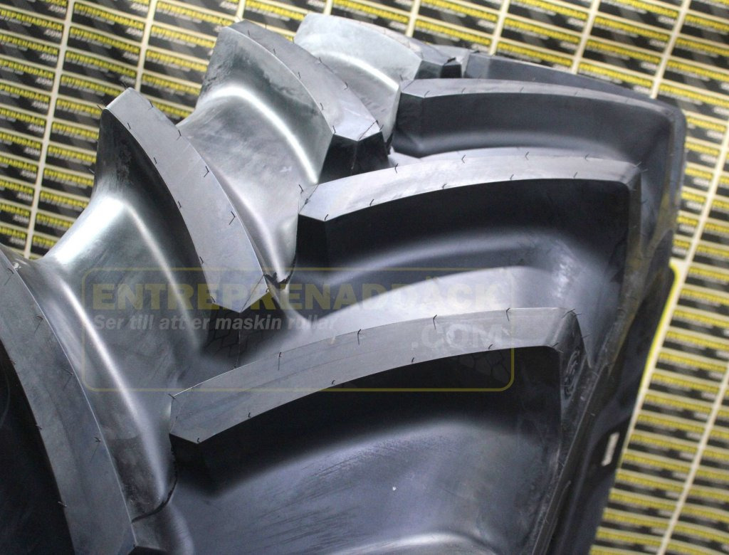 Package 600/70R30 + 650/85R38 AR1200 – tyres- wheels – dual system - Трактор: фото 1 Package 600/70R30 + 650/85R38 AR1200 – tyres- wheels – dual system - Трактор: фото 1