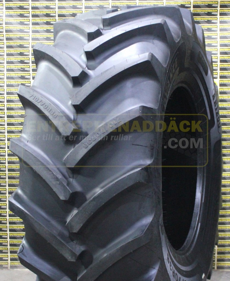 Package with 4 tyres/wheels – Advance AR1200 710/70R38 + 600/65R28 - Трактор: фото 2 Package with 4 tyres/wheels – Advance AR1200 710/70R38 + 600/65R28 - Трактор: фото 2