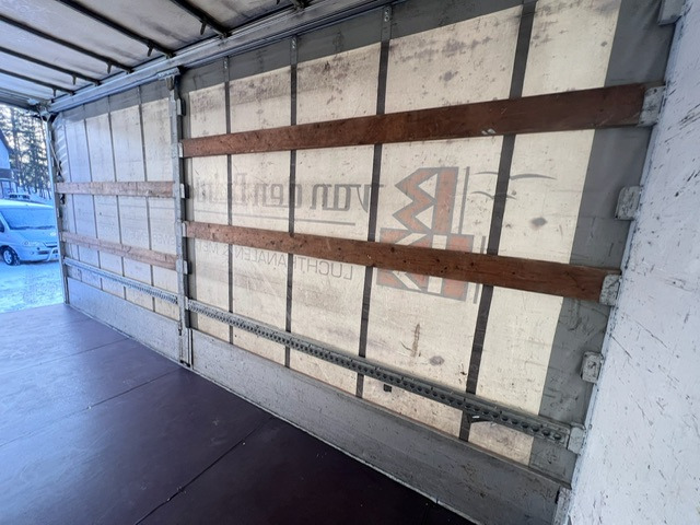 Тентованный грузовик RENAULT Midlum 150 crew cabin 1+5: фото 16