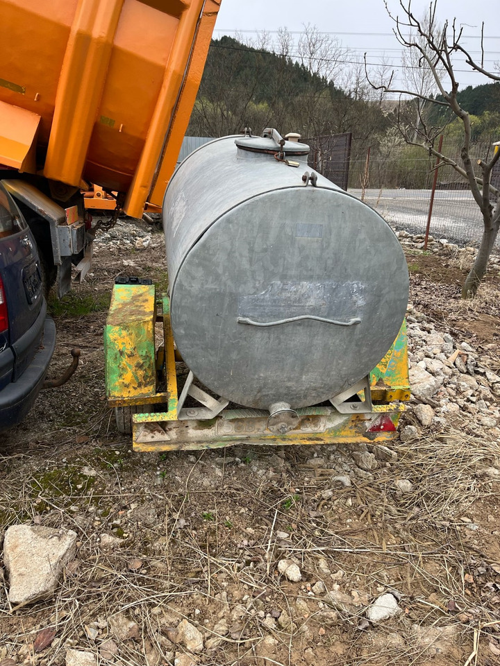 Alko Tanker Trailer - Прицеп-цистерна: фото 3 Alko Tanker Trailer - Прицеп-цистерна: фото 3
