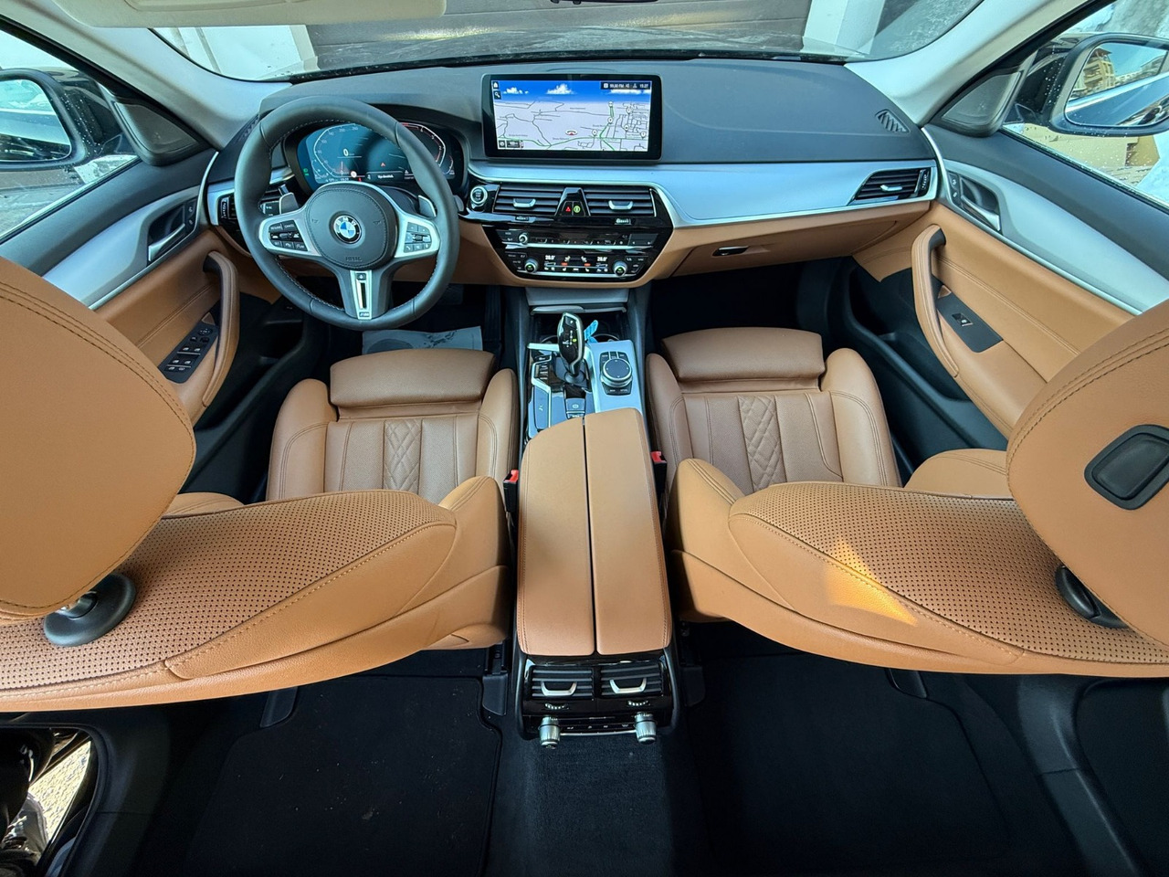 BMW 520D MILDHYBRID - Седан: фото 2 BMW 520D MILDHYBRID - Седан: фото 2