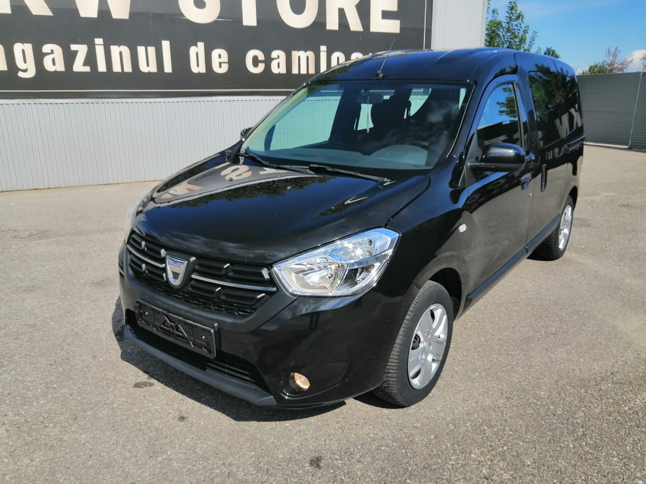 DACIA Dokker 1,6 sCE Comfort Benzina/GPL, TOP !!! - Грузопассажирский фургон: фото 1 DACIA Dokker 1,6 sCE Comfort Benzina/GPL, TOP !!! - Грузопассажирский фургон: фото 1