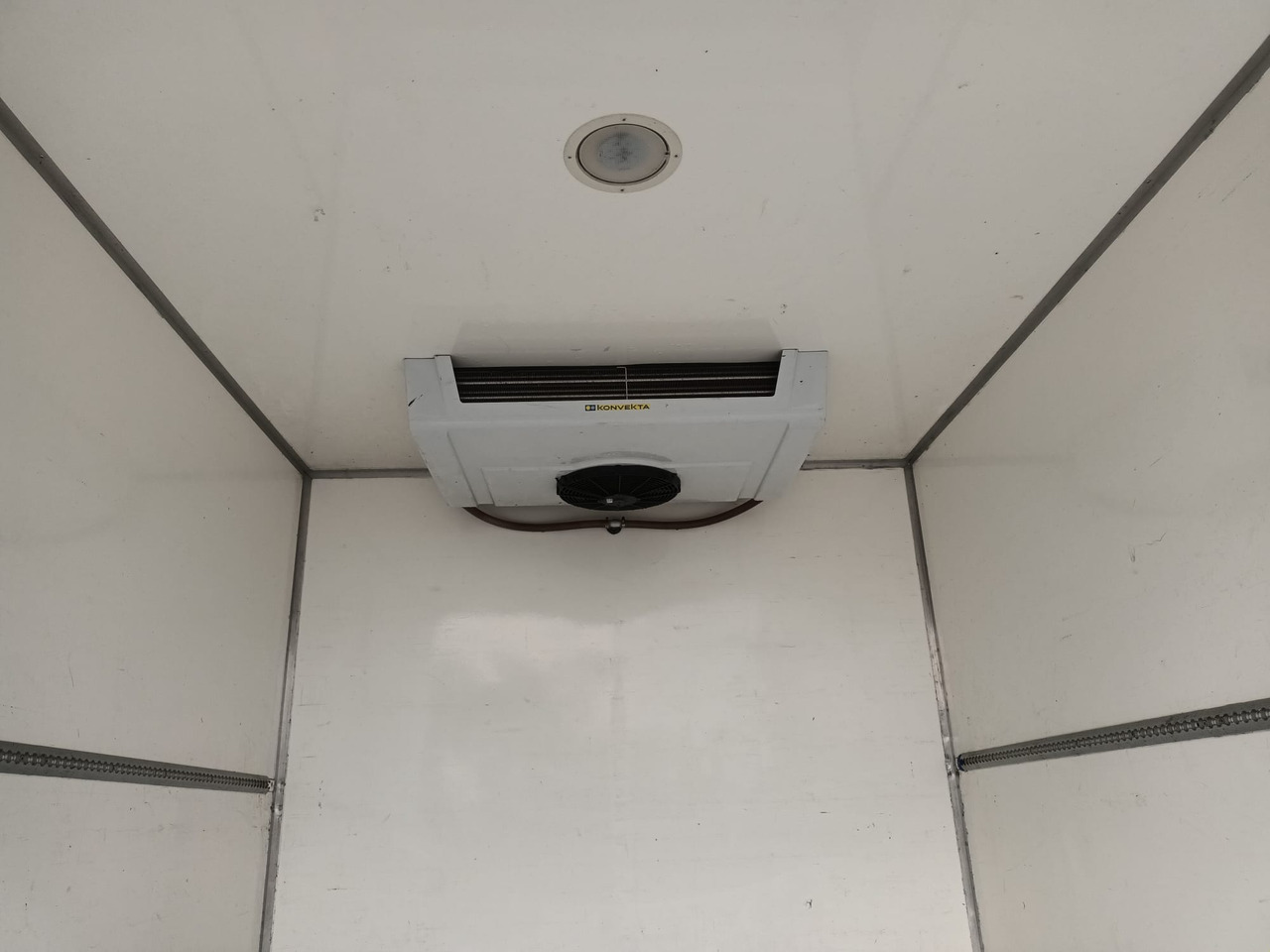 Фургон-рефрижератор Ford Transit 350 L3 KONVEKTA REFRIGERATOR: фото 10