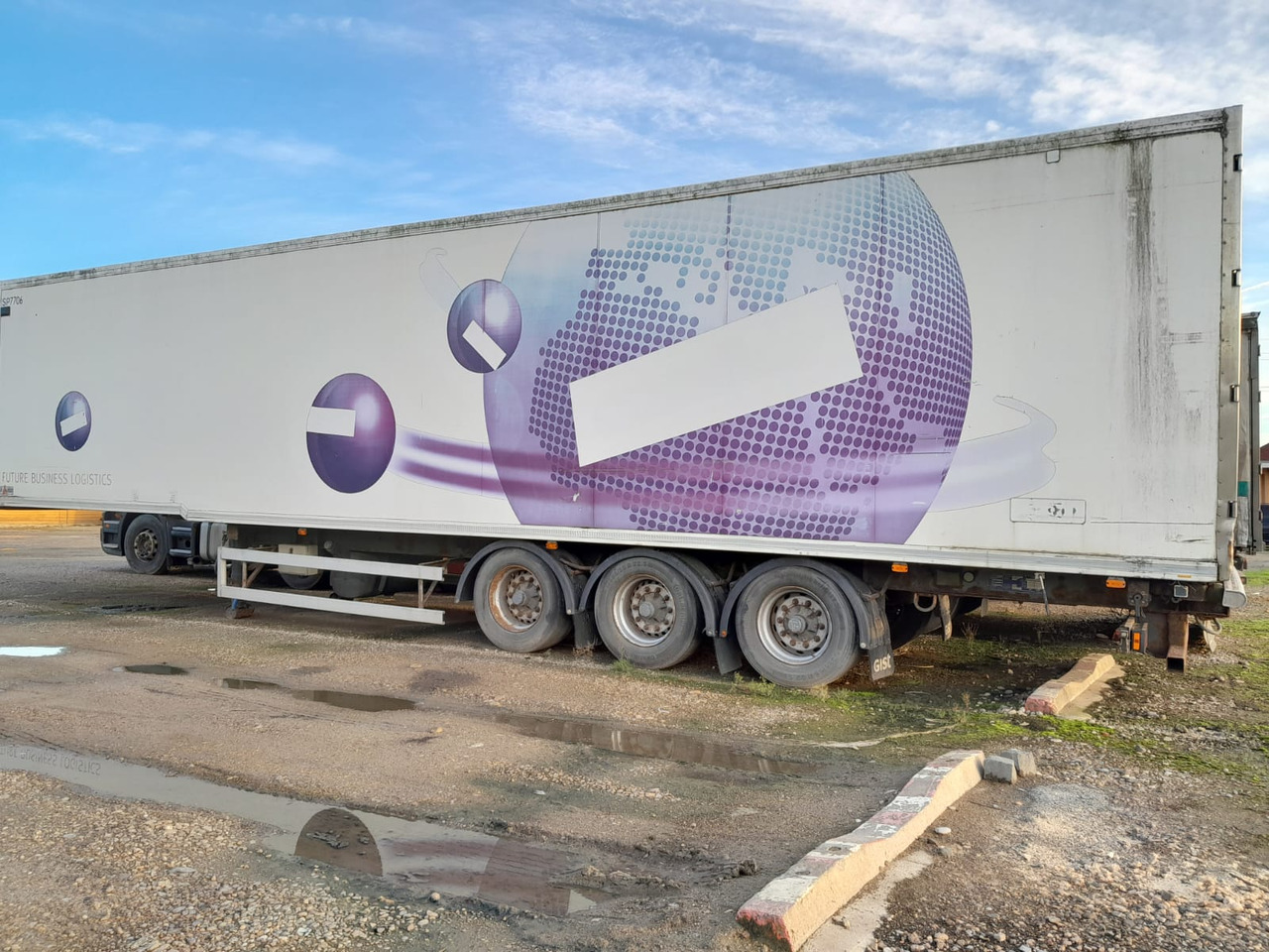 GRAY & ADAMS REFRIGERATED SEMI-TRAILER - Полуприцеп-рефрижератор: фото 2 GRAY & ADAMS REFRIGERATED SEMI-TRAILER - Полуприцеп-рефрижератор: фото 2