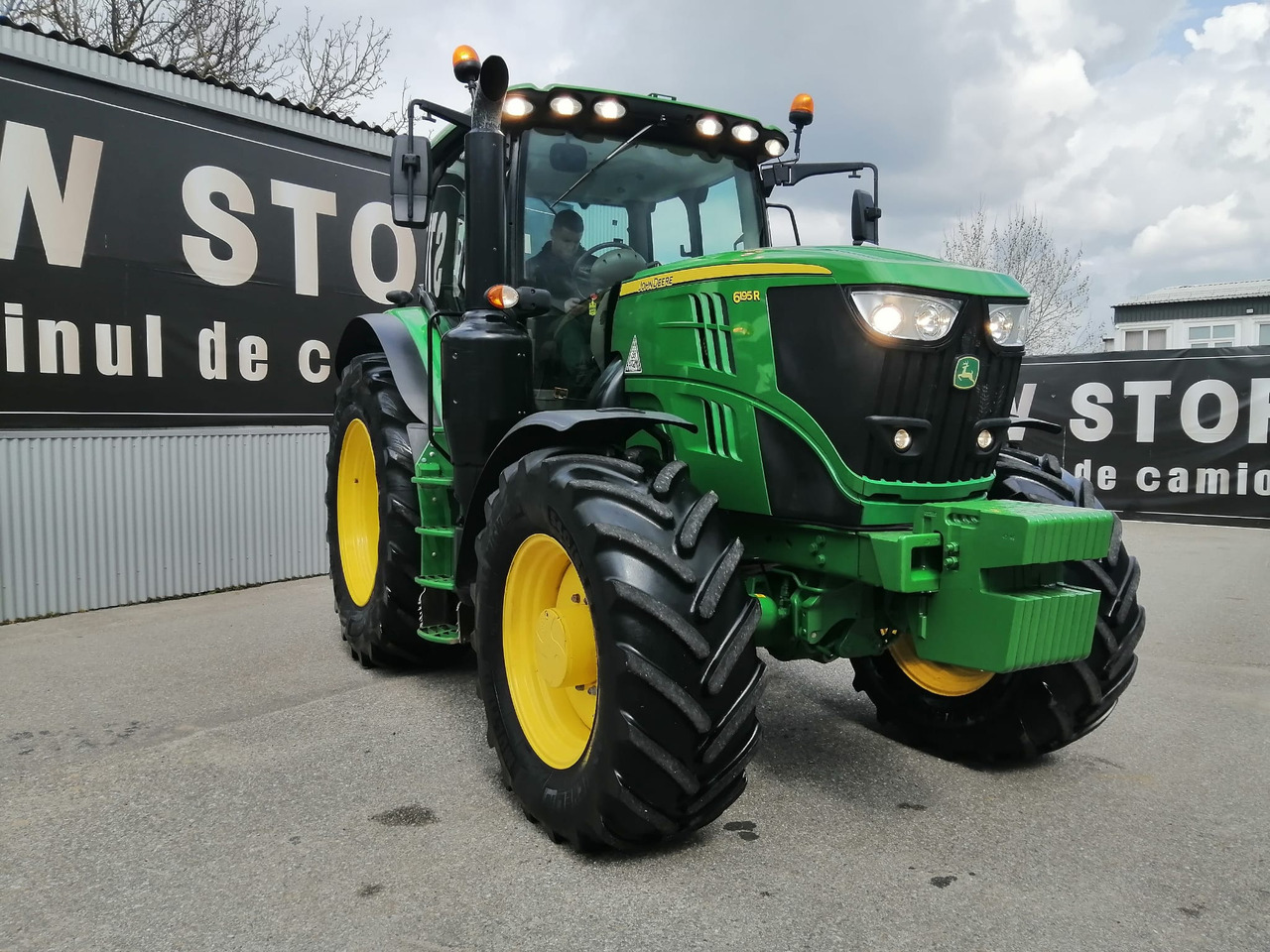 John Deere 6195R 4WD, Auto Trac + Activare !!! TOP !!! - Трактор: фото 1 John Deere 6195R 4WD, Auto Trac + Activare !!! TOP !!! - Трактор: фото 1