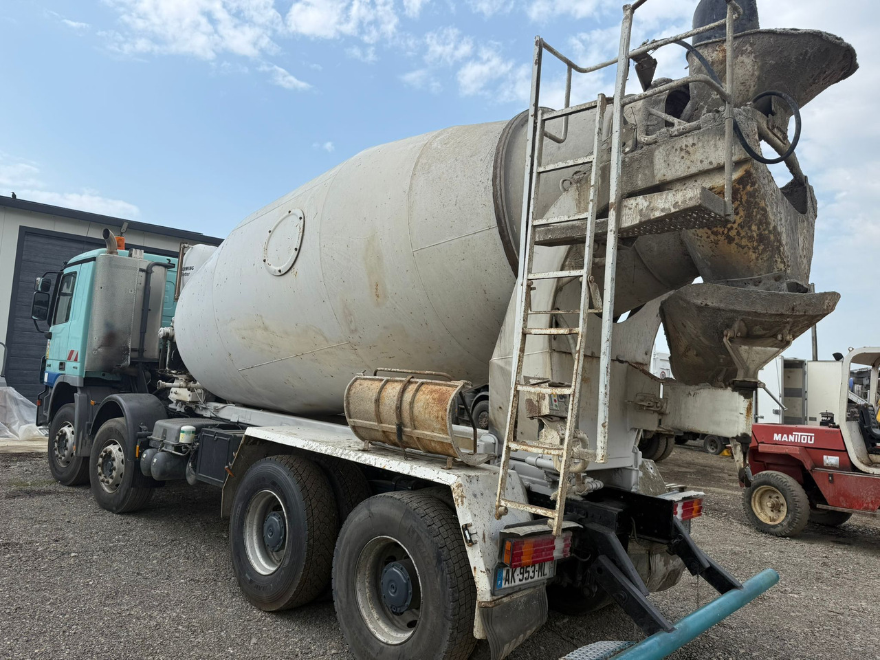 MERCEDES BENZ 3241 CONCRETE MIXER - Автобетоносмеситель: фото 4 MERCEDES BENZ 3241 CONCRETE MIXER - Автобетоносмеситель: фото 4
