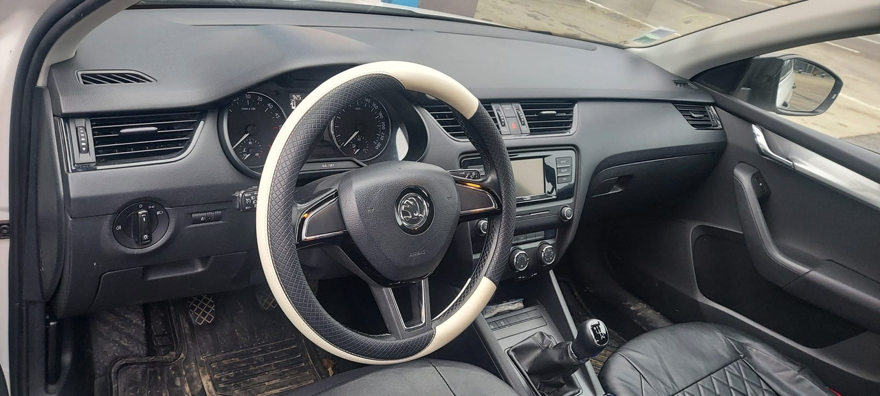 SKODA OCTAVIA - Седан: фото 2 SKODA OCTAVIA - Седан: фото 2