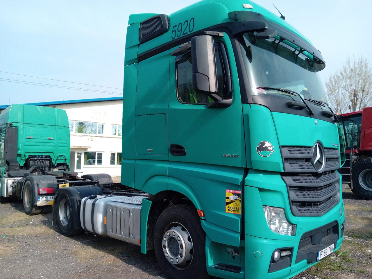 Mercedes-Benz Actros 18.45 - Тягач: фото 1 Mercedes-Benz Actros 18.45 - Тягач: фото 1