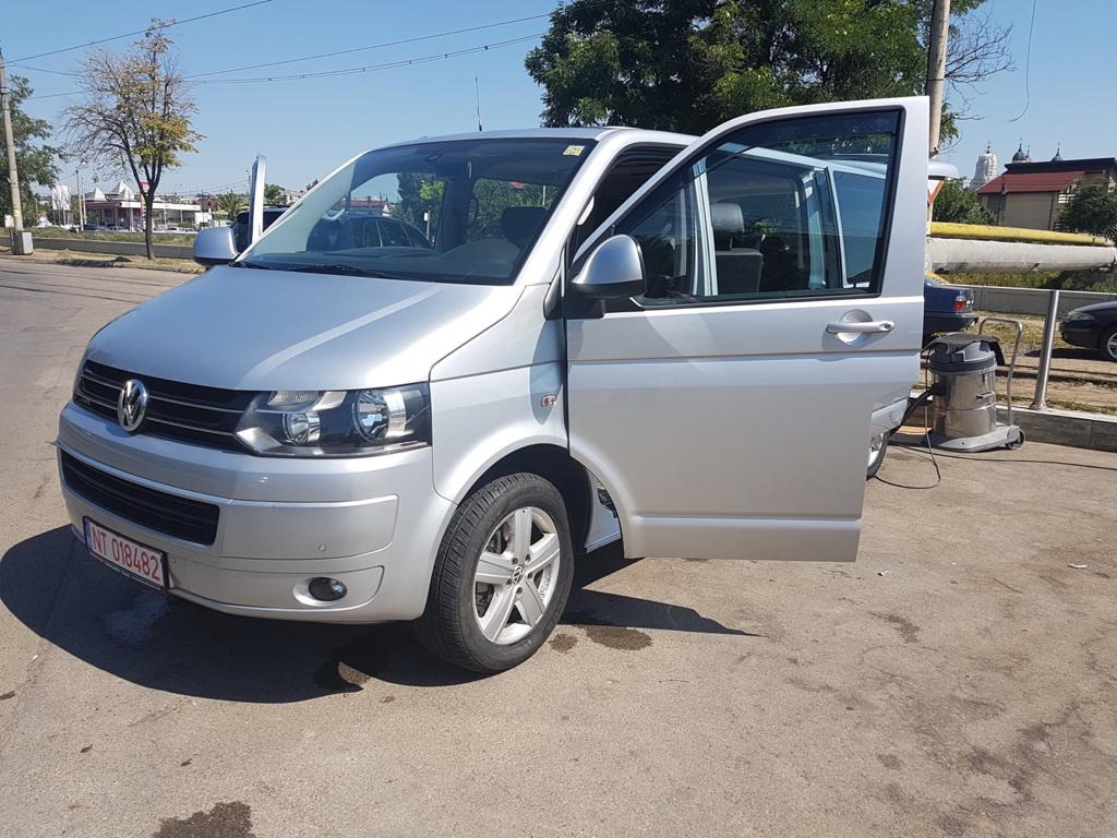 Пассажирский фургон VOLKSWAGEN MULTIVAN: фото 12