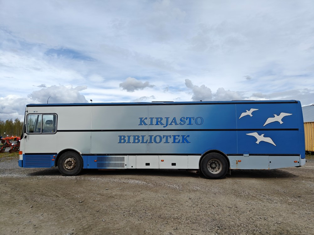 Volvo B10M kirjastoauto - Kori Libris 310 - Автобус: фото 5 Volvo B10M kirjastoauto - Kori Libris 310 - Автобус: фото 5