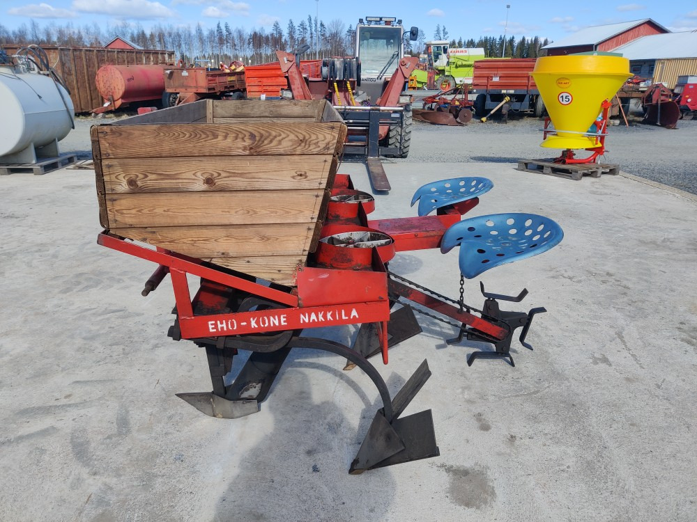 Eho Kone kahden istuttava rulettikone - Картофелесажалка: фото 1 Eho Kone kahden istuttava rulettikone - Картофелесажалка: фото 1