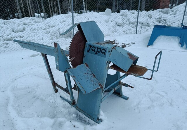 Japa Klapisirkeli halkaisuruuvilla - Дровокол: фото 1 Japa Klapisirkeli halkaisuruuvilla - Дровокол: фото 1