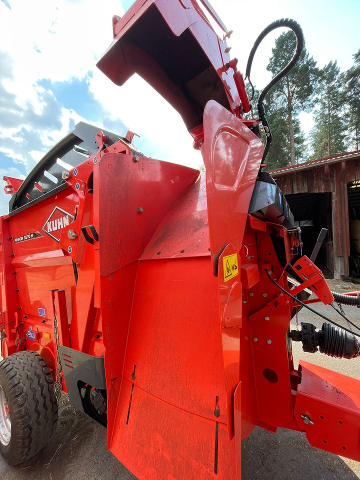 Инвентарь для животноводства KUHN Primor 3570M hinattava paalisilppuri: фото 7 Инвентарь для животноводства KUHN Primor 3570M hinattava paalisilppuri: фото 7