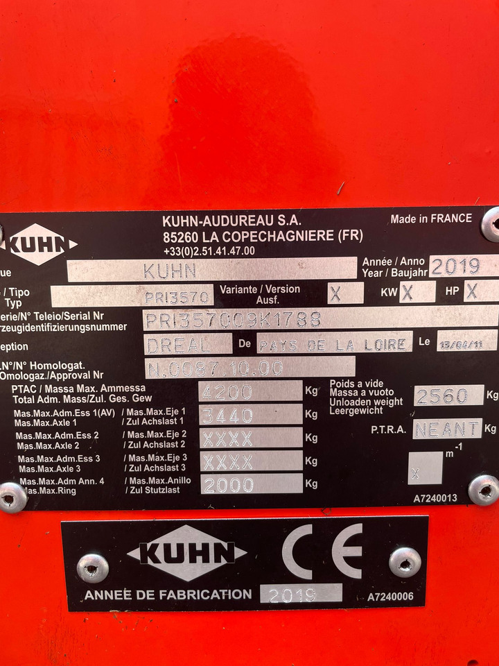 Инвентарь для животноводства KUHN Primor 3570M hinattava paalisilppuri: фото 6 Инвентарь для животноводства KUHN Primor 3570M hinattava paalisilppuri: фото 6