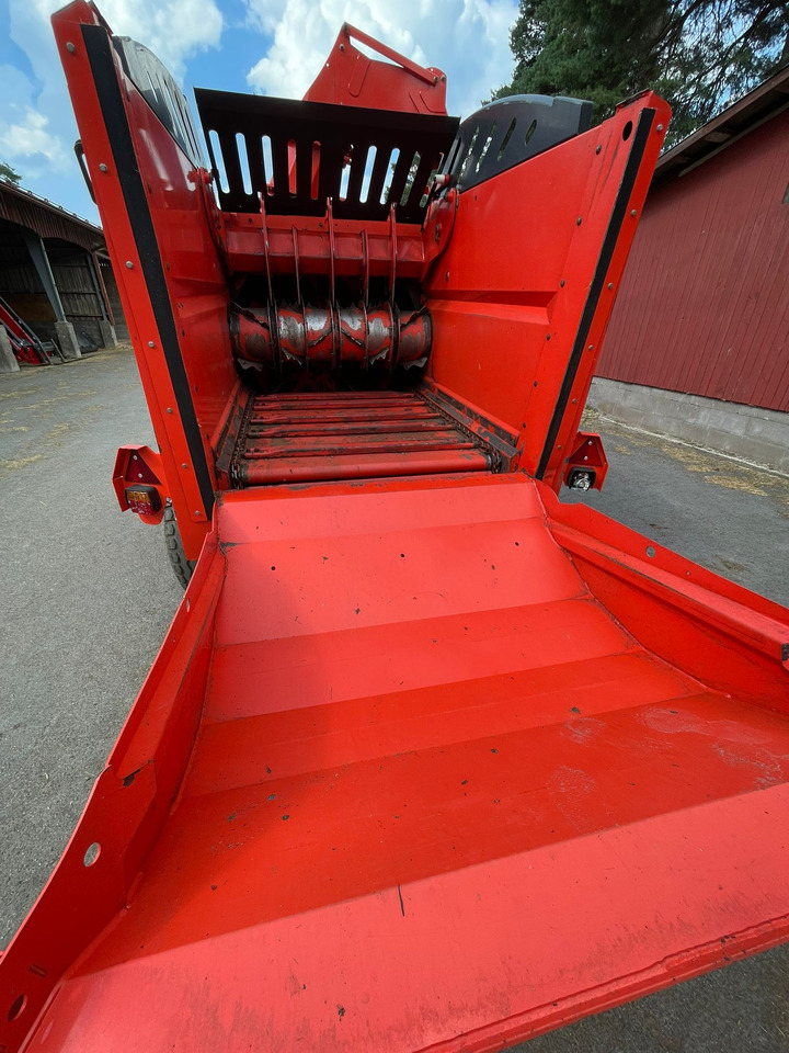 Инвентарь для животноводства KUHN Primor 3570M hinattava paalisilppuri: фото 8 Инвентарь для животноводства KUHN Primor 3570M hinattava paalisilppuri: фото 8