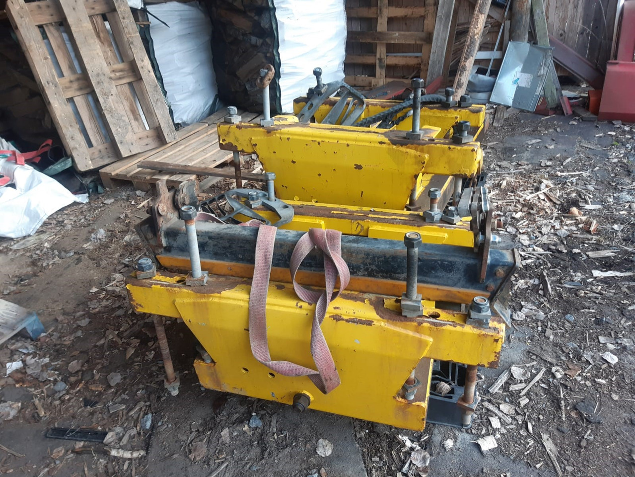 Nosturin teline Weckman Hyväkuntoinen - Лесозаготовительная техника: фото 2 Nosturin teline Weckman Hyväkuntoinen - Лесозаготовительная техника: фото 2