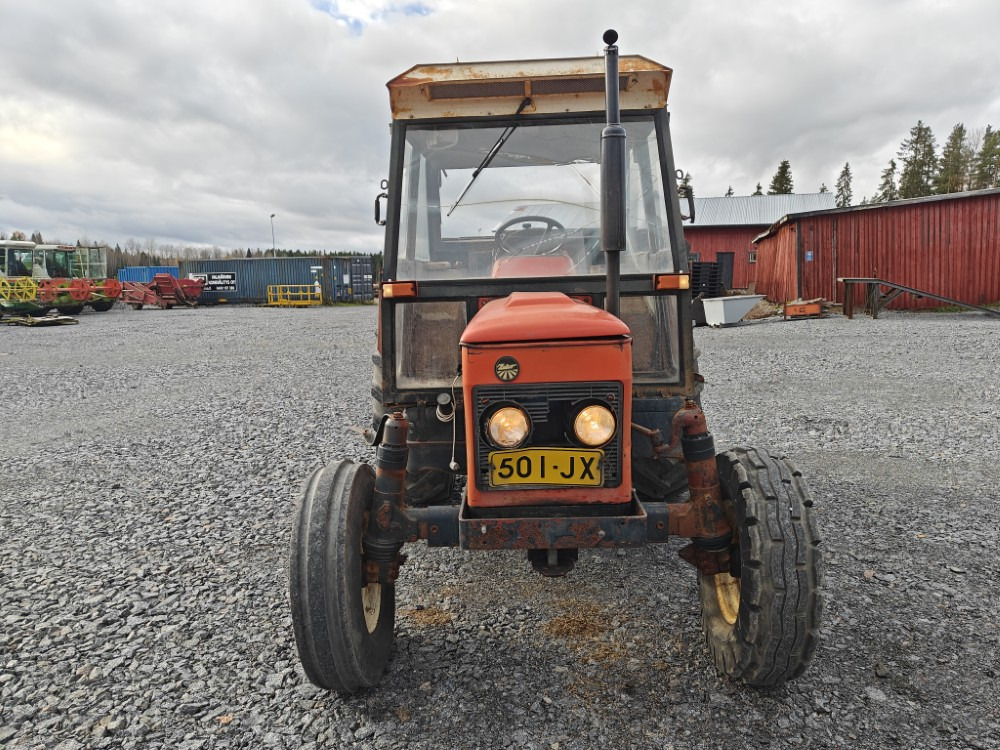 ZETOR 7011 - Трактор: фото 5 ZETOR 7011 - Трактор: фото 5