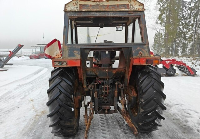 Zetor 7011 traktori - Трактор: фото 3 Zetor 7011 traktori - Трактор: фото 3