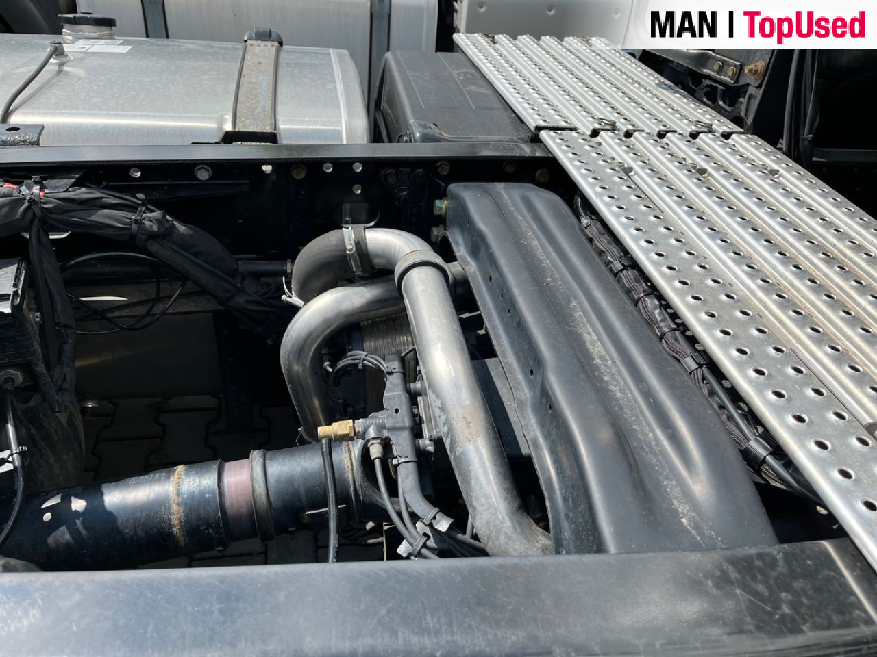 MAN TGX 18.470 4x2 BL SA Euro6 Retarder Klima ZV - Тягач: фото 4 MAN TGX 18.470 4x2 BL SA Euro6 Retarder Klima ZV - Тягач: фото 4