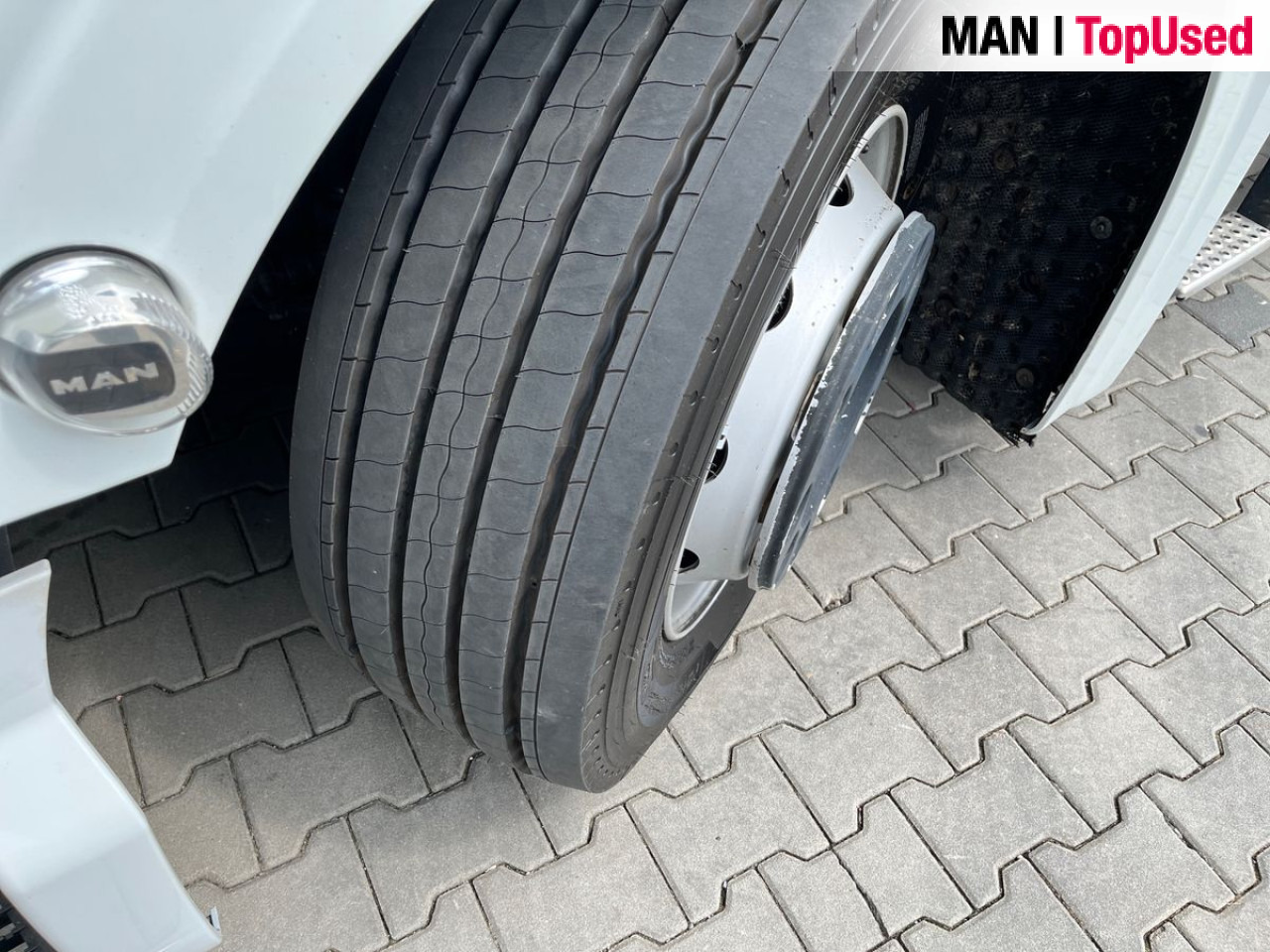 MAN TGX 18.470 4x2 LL SA Euro6 Retarder Klima ZV - Тягач: фото 3 MAN TGX 18.470 4x2 LL SA Euro6 Retarder Klima ZV - Тягач: фото 3