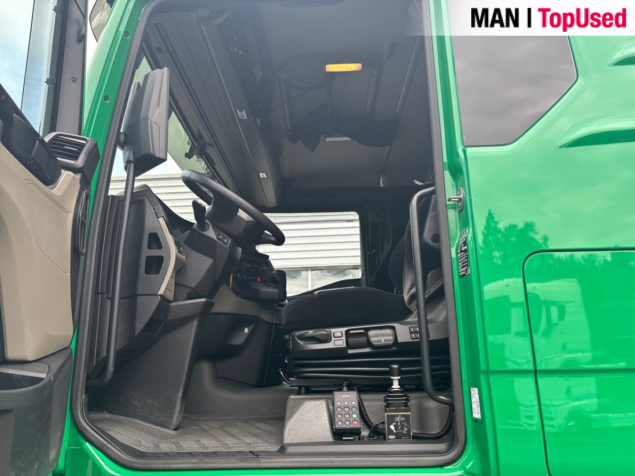 MAN TGX 18.520 4x4H BL SA *RM935876 Euro6 Pritarder ZV - Тягач: фото 5 MAN TGX 18.520 4x4H BL SA *RM935876 Euro6 Pritarder ZV - Тягач: фото 5