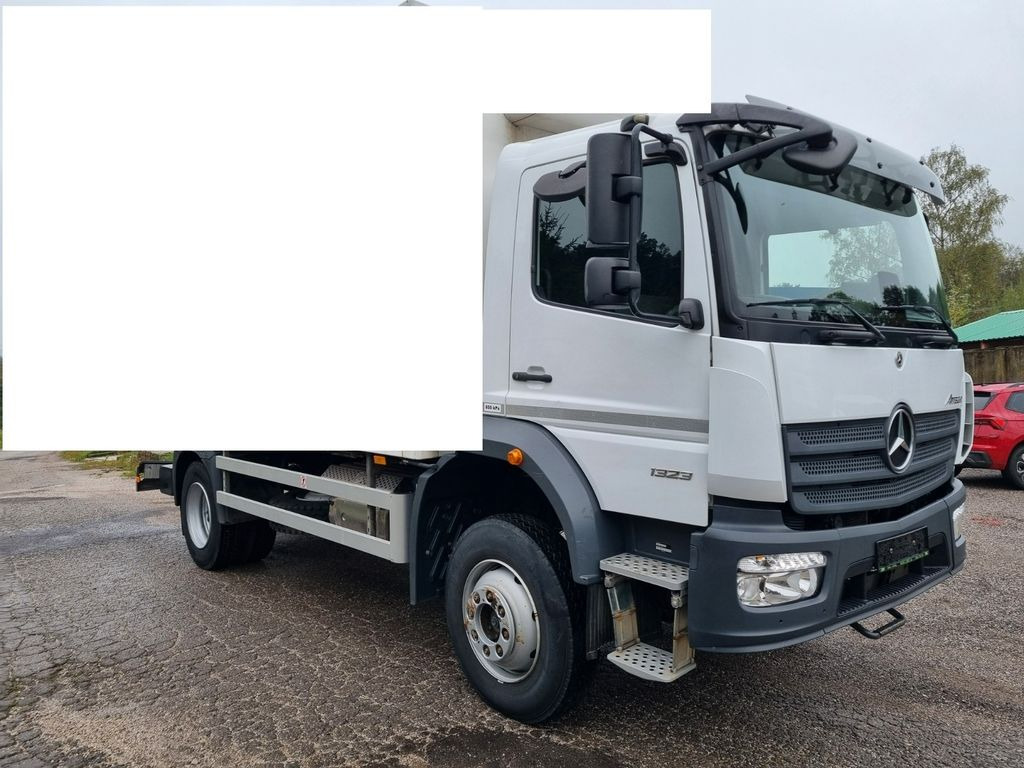 Mercedes-Benz MERCEDES ATEGO 1323 4x4 chassis - Грузовик-шасси: фото 3 Mercedes-Benz MERCEDES ATEGO 1323 4x4 chassis - Грузовик-шасси: фото 3