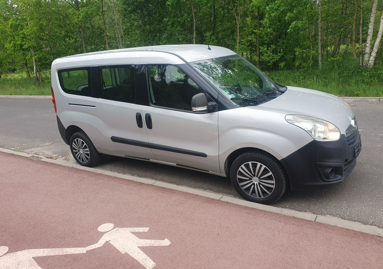 Fiat Doblo long*combo *doblo* krajówka *fv vat 23%* - Легковой автомобиль: фото 4 Fiat Doblo long*combo *doblo* krajówka *fv vat 23%* - Легковой автомобиль: фото 4