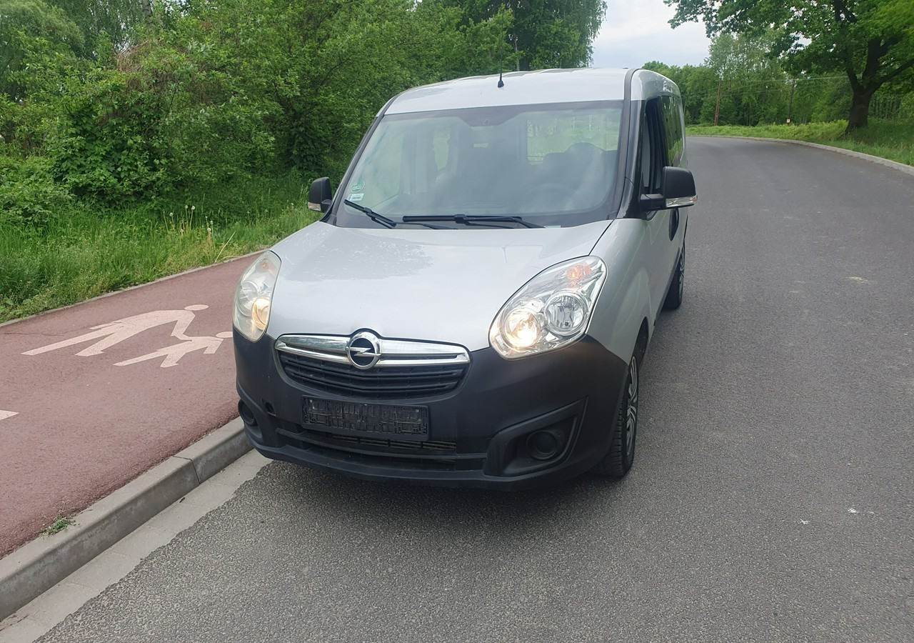 Fiat Doblo long*combo *doblo* krajówka *fv vat 23%* - Легковой автомобиль: фото 2 Fiat Doblo long*combo *doblo* krajówka *fv vat 23%* - Легковой автомобиль: фото 2