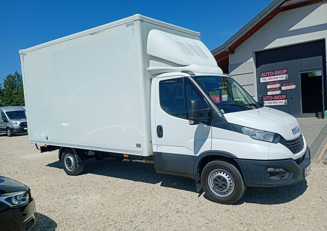Фургон с закрытым кузовом Iveco 35 Daily 35S14 klima * 3 osobowy *: фото 12
