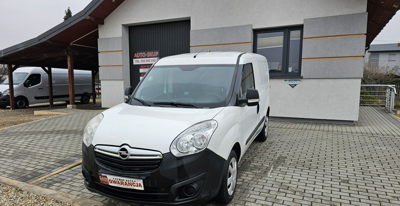 Opel Combo Opel Combo 1.4 Benzyna Polski Salon - Цельнометаллический фургон: фото 3 Opel Combo Opel Combo 1.4 Benzyna Polski Salon - Цельнометаллический фургон: фото 3